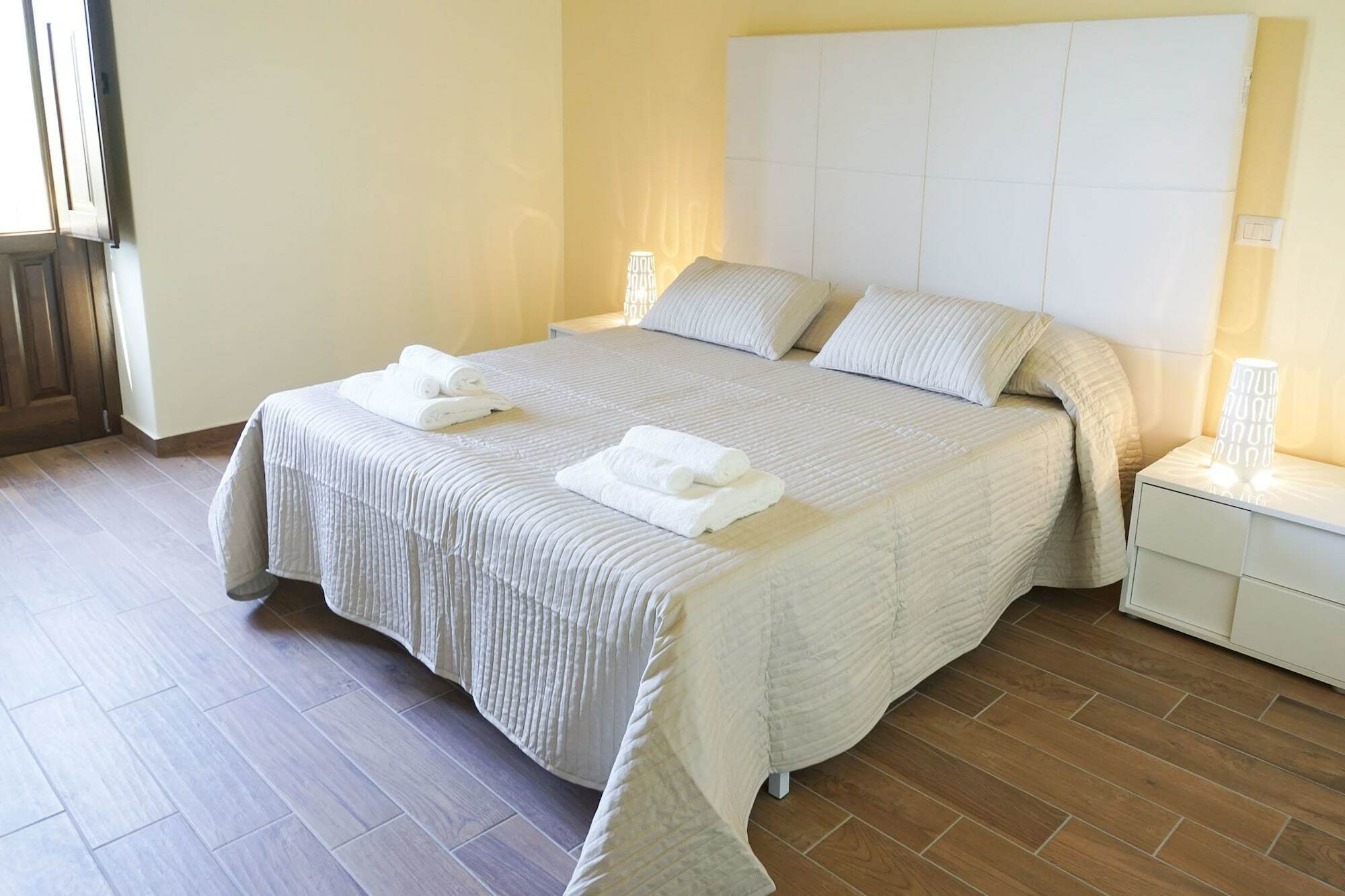 Hotel La Porta Delle Gole à Motta Camastra Extérieur photo